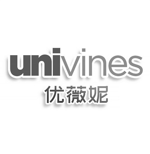 優薇妮